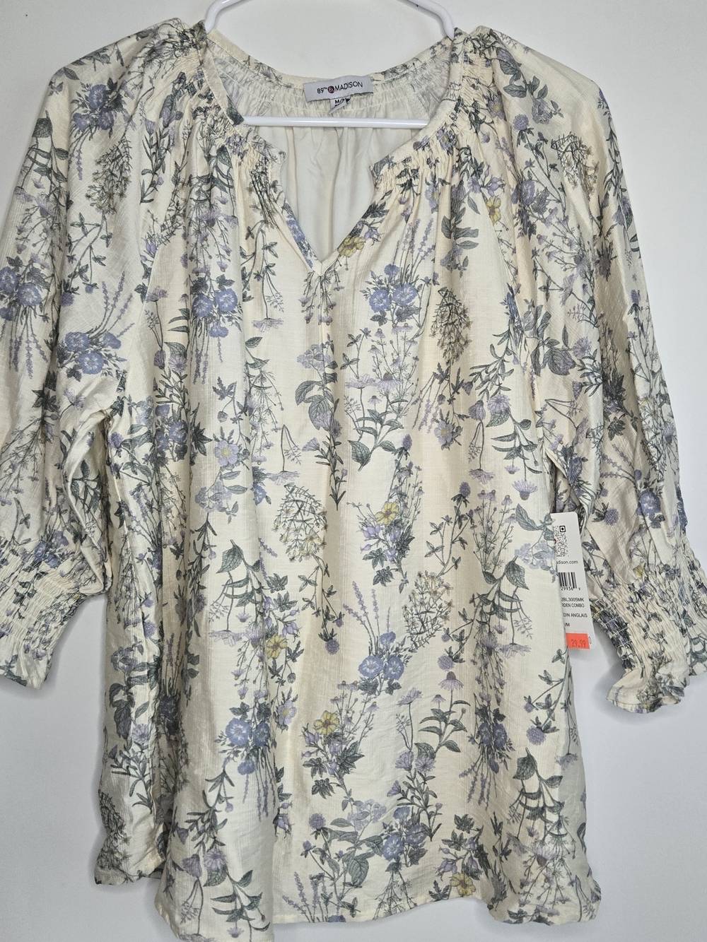 89th & Madison M floral peasant blouse ruffled boho vintage inspired cuffs NWT